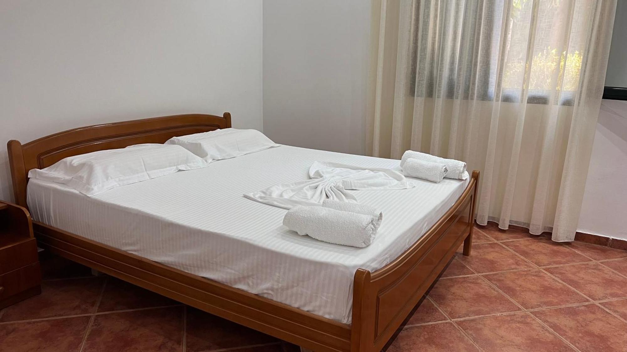Vila Rexhepaj Vlore Bagian luar foto